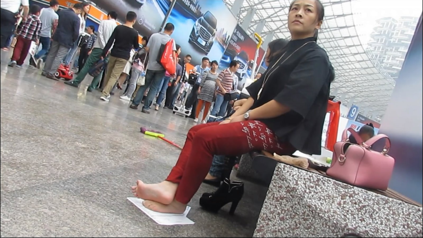 streetsnapfootm[00 01 09][20181202 111015 4]